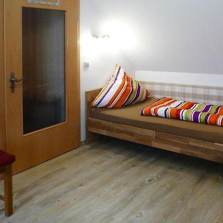Holiday Apartment An Der Meisse, Bergen Bleckmar Экстерьер фото