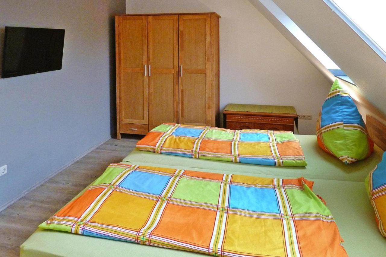 Holiday Apartment An Der Meisse, Bergen Bleckmar Экстерьер фото