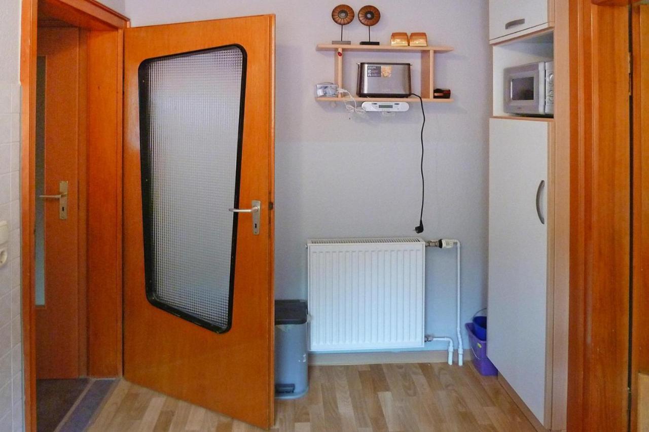 Holiday Apartment An Der Meisse, Bergen Bleckmar Экстерьер фото
